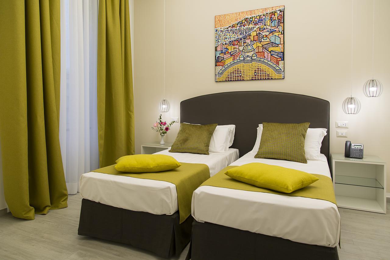 Bed & Breakfast The Five Naples