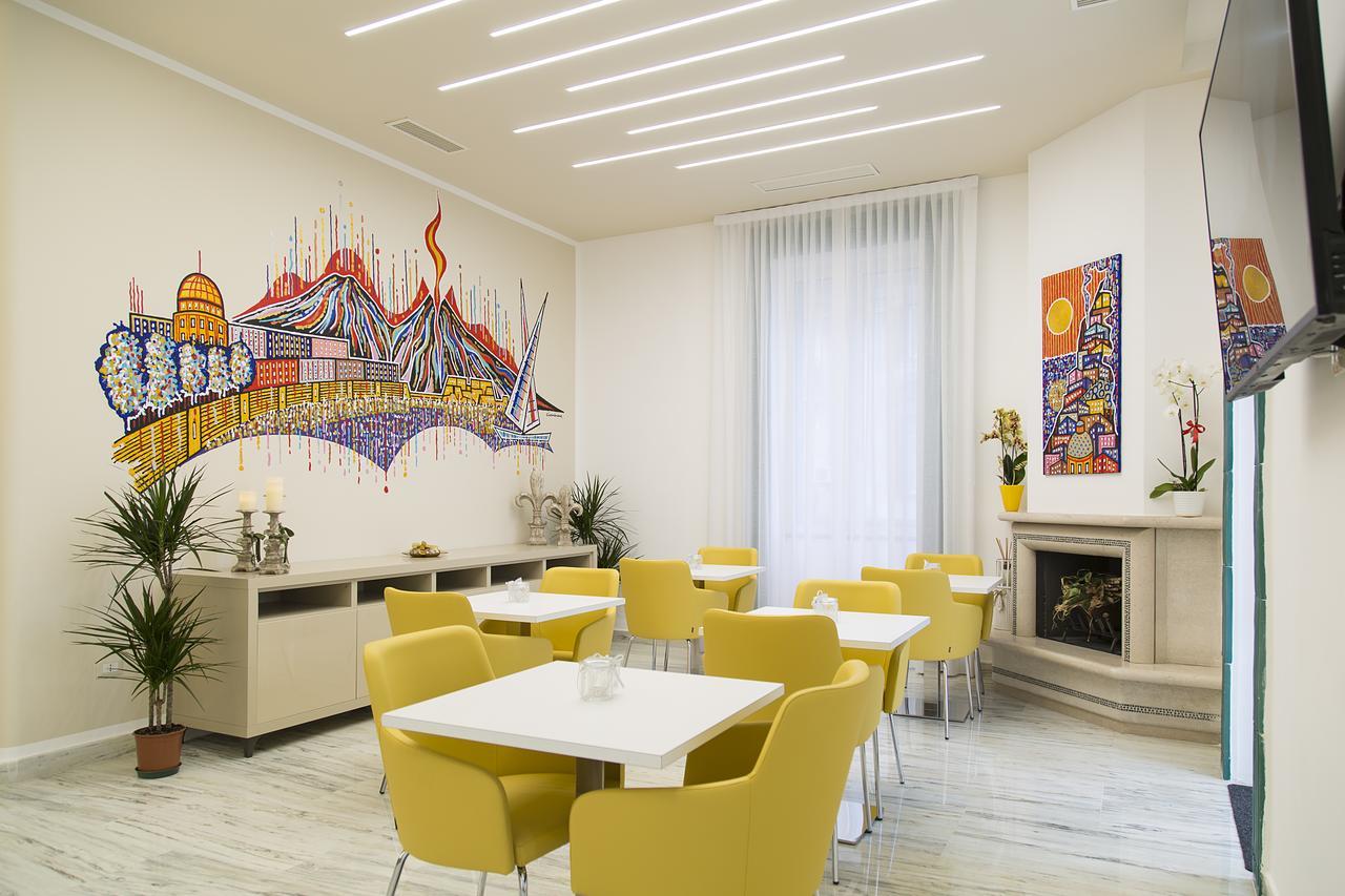 Bed & Breakfast The Five Napoli