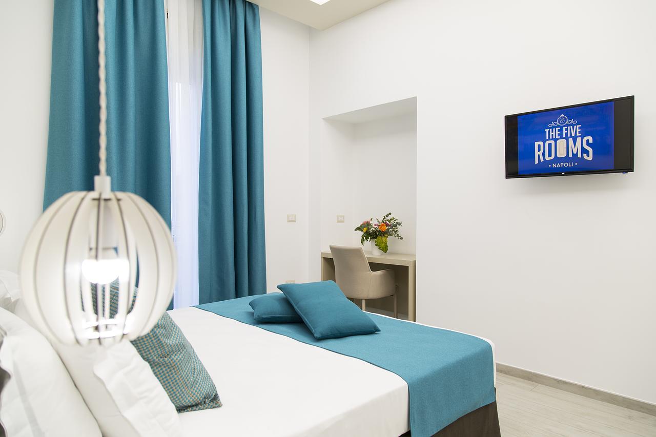 Bed & Breakfast The Five Napoli